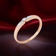 Goldring mit Brillant