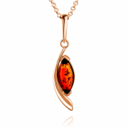 Vergoldeter Silberanhänger mit Bernstein