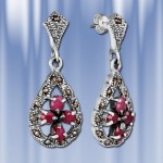 Ohrstecker aus Silber mit Rubin