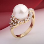 Goldring mit Brillanten & Perle