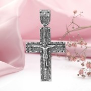 Серебряный нательный крест с распятием
