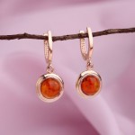 Ohrringe mit Bernstein. Russisches Gold