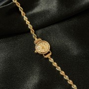 Золотые часы женские Чайка с золотым браслетом
