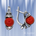 Ohrringe mit Koralle