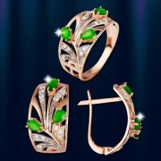 Goldring & Ohrringe mit Smaragd
