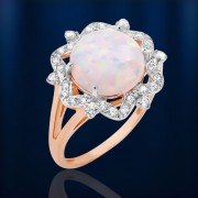 Goldring mit Opal