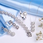 Set aus Weissgold mit Diamanten