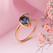 Goldring aus russischem Gold 585 in Deutschland kaufen. Topas London Blue und Zirkonia