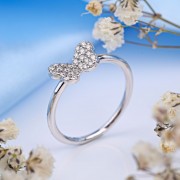 Gianni Lazzaro. Weissgoldring "Schmetterling" mit Diamanten