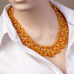 Колье из бисера и янтаря "СОЛНЫШКО"