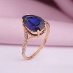 Золотое кольцо. Сапфир корунд