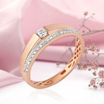 Goldring mit Diamanten