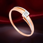 Ring aus Rotgold und Weissgold mit Diamanten