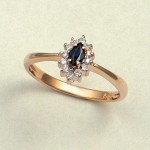 Goldring mit Brillanten, Saphir. Bicolor