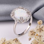 Серебряное кольцо с опалом СОКОЛОВ