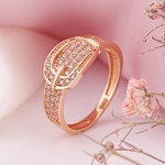 Кольцо из красного золота с фианитами