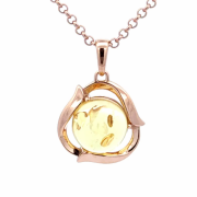 Vergoldeter Silberanhänger mit Bernstein