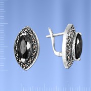 Ohrringe mit Onyx, Markasit. Silber 925