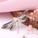 Брошь из серебра 925 пробы с золотом Фианиты