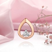 Goldanhaenger mit Diamant