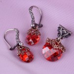 Серебряный гарнитур. Гранат