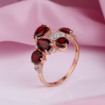 Ring mit Granat. Silber