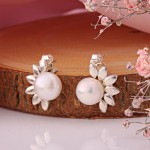 Серьги-пусеты из серебра 925 Гвоздики с жемчугом
