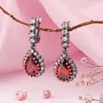 Серебряные серьги с гранатом