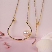 Gianni Lazzaro. Vergoldete Silberhalskette "Mondschaukel"