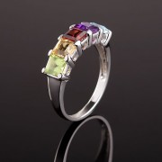Серебряное кольцо с самоцветами "Дорожка"