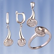 Set mit Zirkonia. Silber