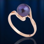 Ring aus Rotgold mit Perlen 