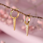 Gianni Lazzaro. Vergoldete Silberohrhaenger "Zapfen"