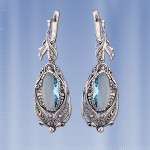 Ohrhaenger mit Topas