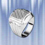 Кольцо-перстень из серебра 925