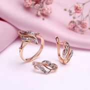 Set aus Weiss/Rotgold mit Diamanten