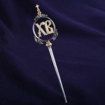 Dekoration fuer den Osterkuchen. Silber