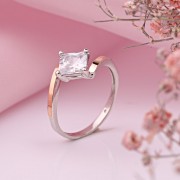 Серебряное кольцо с золотом. Фианит