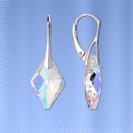 Ohrhaenger mit mit Swarovski&reg; Kristallen. Silber