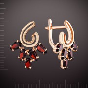 Ohrringe aus Rotgold & Granat