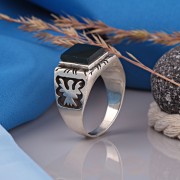 Серебряное кольцо-печатка "Орёл". Оникс