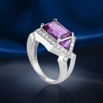 Weissgoldring mit Diamanten und Amethyst