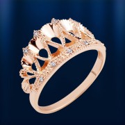 Кольцо золотое с бриллиантами Королева