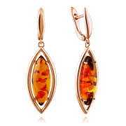 Vergoldete Silberohrhaenger. Bernstein