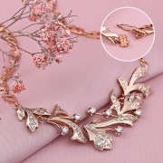 Halskette aus 585er Rotgold mit Zirkonia