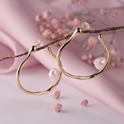 Gianni Lazzaro. Vergoldete Silberohrringe "Mondschaukel"